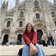 Estudiante de arquitectura, con sobresaliente en bachillerato. Me apasionan las matemáticas y me gusta transmitirlo.